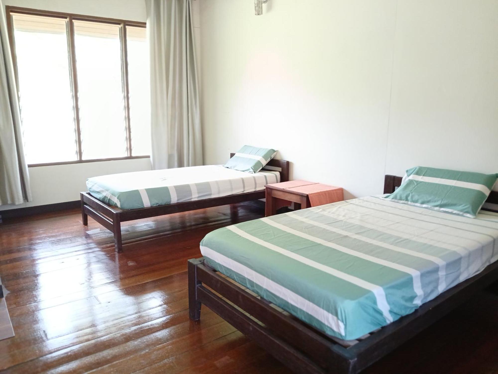 Mulu Tribal Homestay Экстерьер фото